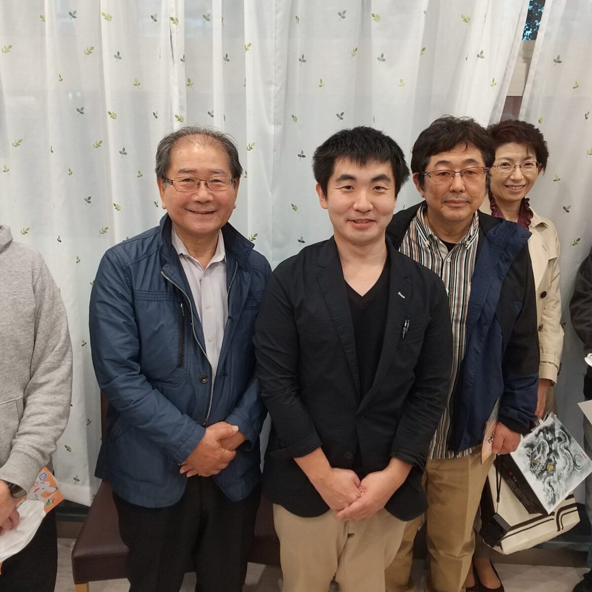 明日の開業を前に